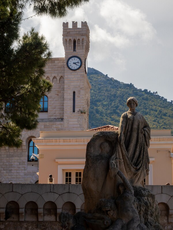 Hommage des Colonies Étrangères au prince Albert Ier  2025-05-12 1-3